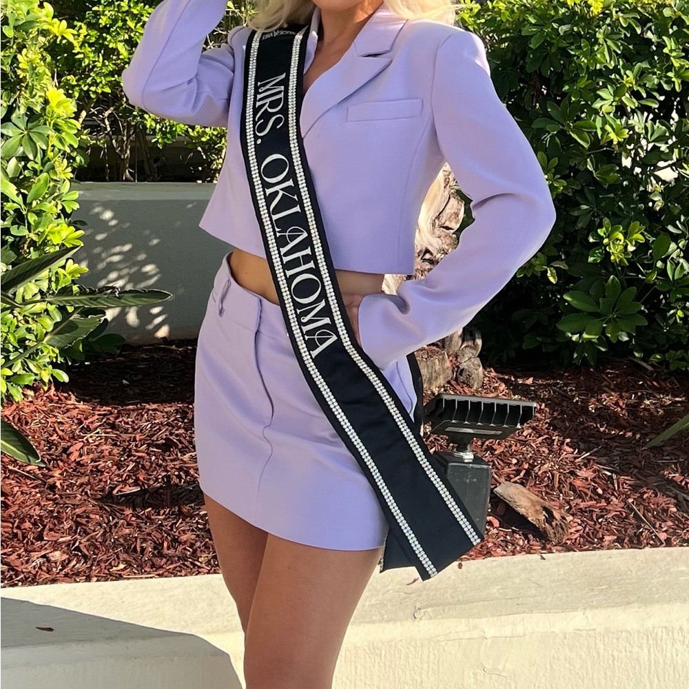 Elegant Lavender Mini Skirt
